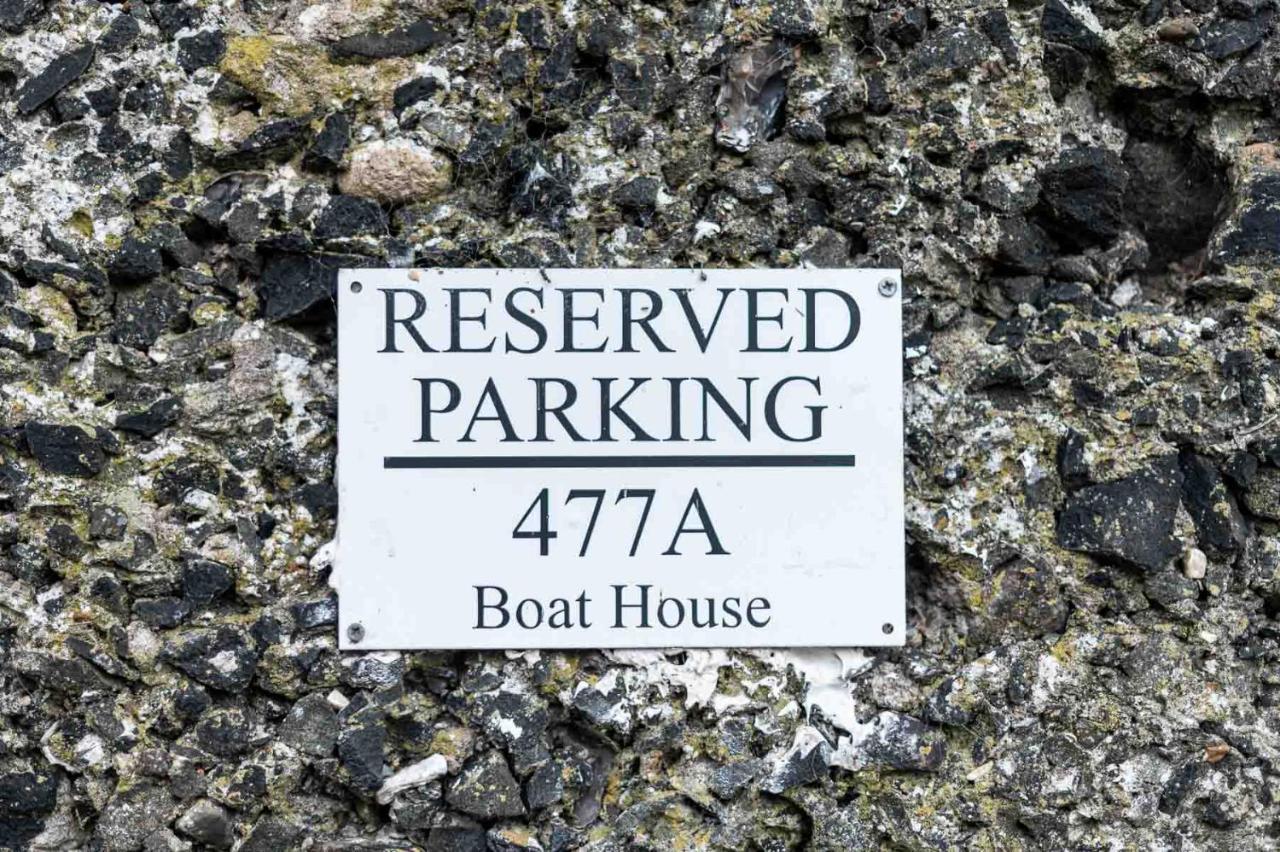 Coastguard Boat House On Belfast Lough Villa Newtownabbey Eksteriør bilde